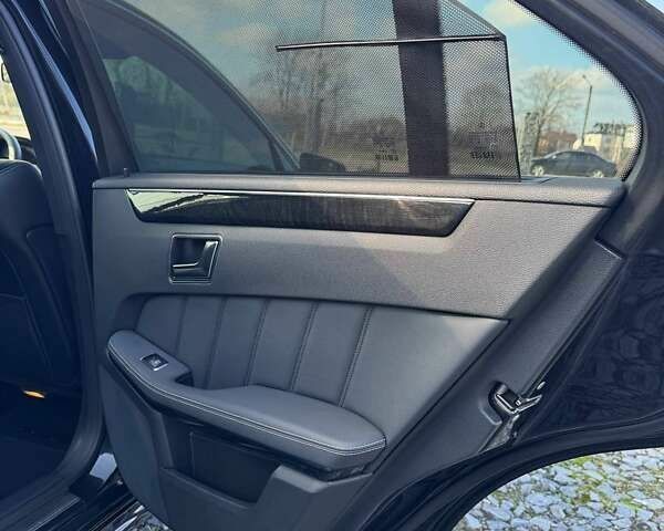 Мерседес Е-Класс, объемом двигателя 2.1 л и пробегом 283 тыс. км за 13950 $, фото 15 на Automoto.ua