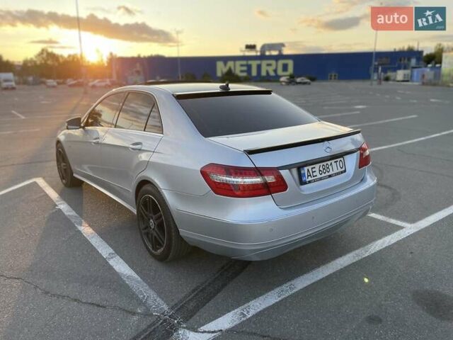 Мерседес Е-Класс, объемом двигателя 2.14 л и пробегом 319 тыс. км за 13500 $, фото 5 на Automoto.ua