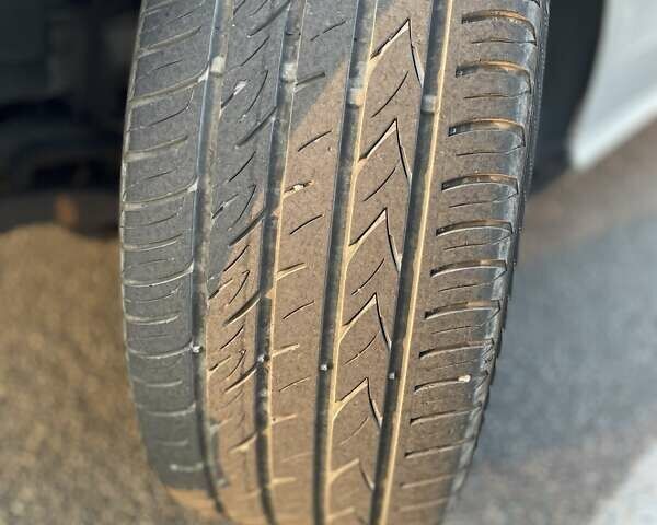 Мерседес Е-Класс, объемом двигателя 2.14 л и пробегом 319 тыс. км за 13500 $, фото 25 на Automoto.ua