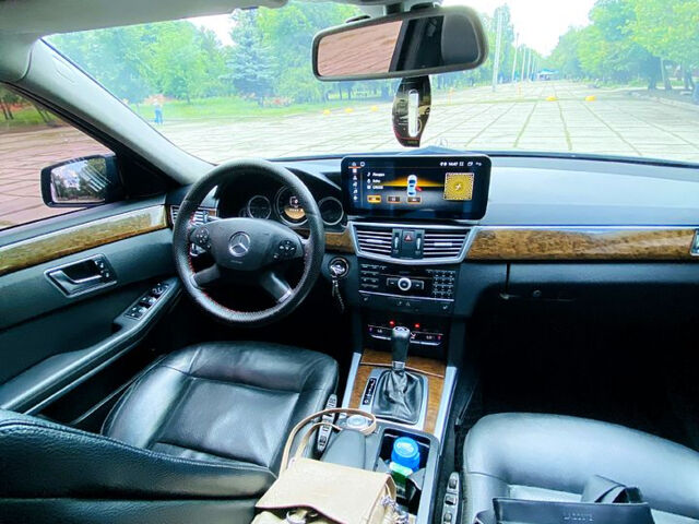 Мерседес Е-Класс, объемом двигателя 1.8 л и пробегом 330 тыс. км за 11500 $, фото 8 на Automoto.ua