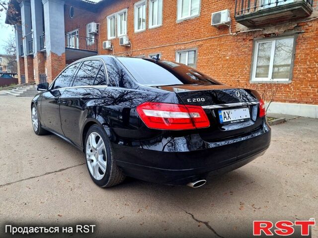 Мерседес Е-Клас, об'ємом двигуна 1.8 л та пробігом 224 тис. км за 10500 $, фото 2 на Automoto.ua