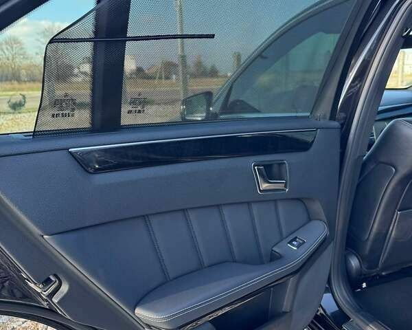 Мерседес Е-Класс, объемом двигателя 2.1 л и пробегом 283 тыс. км за 14950 $, фото 18 на Automoto.ua