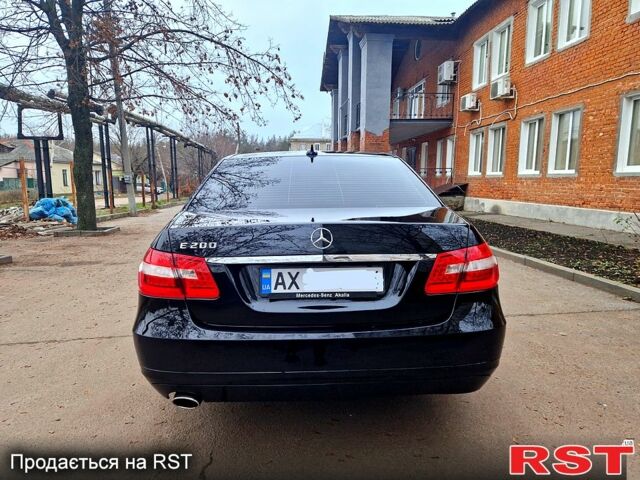 Мерседес Е-Класс, объемом двигателя 1.8 л и пробегом 224 тыс. км за 10500 $, фото 4 на Automoto.ua