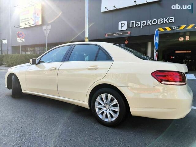Мерседес Е-Класс, объемом двигателя 2.2 л и пробегом 450 тыс. км за 9990 $, фото 12 на Automoto.ua