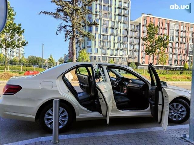 Мерседес Е-Класс, объемом двигателя 2.2 л и пробегом 450 тыс. км за 9990 $, фото 25 на Automoto.ua