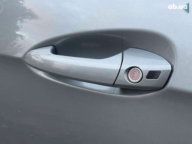 Мерседес Е-Класс, объемом двигателя 2 л и пробегом 175 тыс. км за 18490 $, фото 29 на Automoto.ua