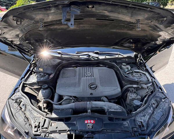 Мерседес Е-Класс, объемом двигателя 2.2 л и пробегом 410 тыс. км за 15500 $, фото 17 на Automoto.ua