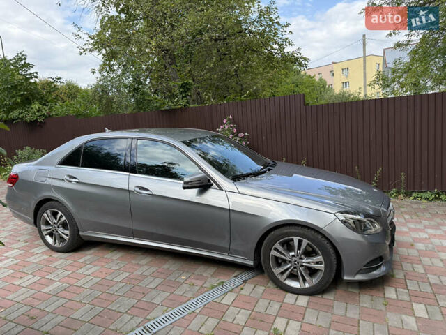 Мерседес Е-Класс, объемом двигателя 2.1 л и пробегом 198 тыс. км за 19350 $, фото 1 на Automoto.ua
