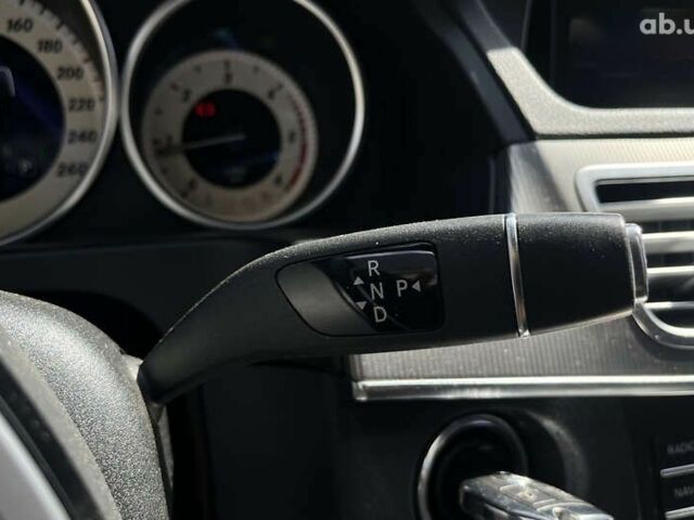 Мерседес Е-Класс, объемом двигателя 2.1 л и пробегом 211 тыс. км за 21999 $, фото 23 на Automoto.ua