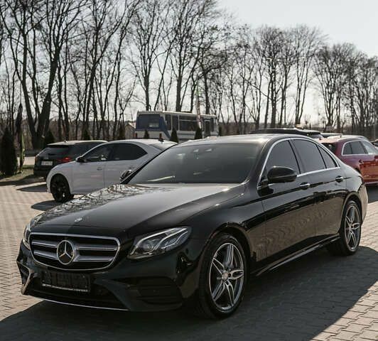 Мерседес Е-Класс, объемом двигателя 3 л и пробегом 129 тыс. км за 39000 $, фото 1 на Automoto.ua