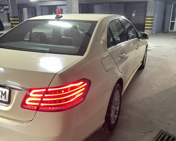 Мерседес Е-Класс, объемом двигателя 2.2 л и пробегом 288 тыс. км за 14000 $, фото 9 на Automoto.ua