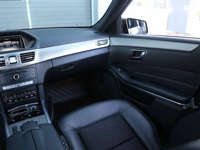 Мерседес Е-Класс, объемом двигателя 0 л и пробегом 163 тыс. км за 21000 $, фото 14 на Automoto.ua