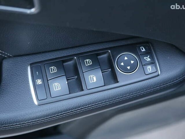 Мерседес Е-Класс, объемом двигателя 0 л и пробегом 163 тыс. км за 21000 $, фото 27 на Automoto.ua