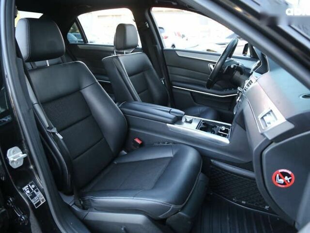 Мерседес Е-Класс, объемом двигателя 0 л и пробегом 163 тыс. км за 21000 $, фото 11 на Automoto.ua