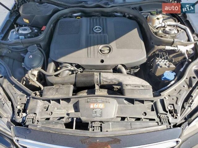 Мерседес Е-Класс, объемом двигателя 1.99 л и пробегом 115 тыс. км за 4000 $, фото 10 на Automoto.ua