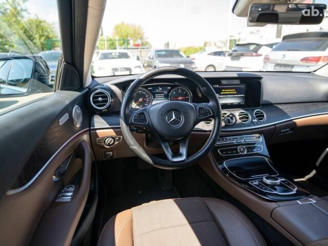 Мерседес Е-Клас, об'ємом двигуна 0 л та пробігом 89 тис. км за 36500 $, фото 9 на Automoto.ua