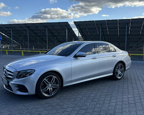 Мерседес Е-Клас, об'ємом двигуна 2.99 л та пробігом 99 тис. км за 40900 $, фото 29 на Automoto.ua