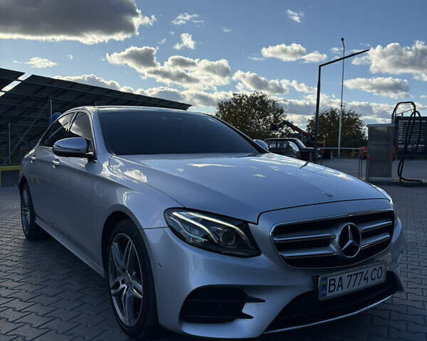 Мерседес Е-Клас, об'ємом двигуна 2.99 л та пробігом 99 тис. км за 40900 $, фото 4 на Automoto.ua