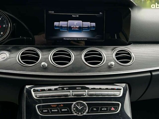 Мерседес Е-Класс, объемом двигателя 2 л и пробегом 142 тыс. км за 23990 $, фото 22 на Automoto.ua