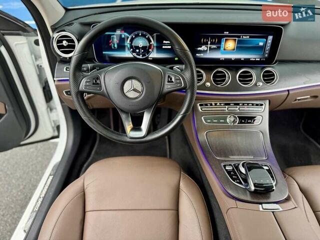 Мерседес Е-Класс, объемом двигателя 1.95 л и пробегом 99 тыс. км за 31900 $, фото 49 на Automoto.ua