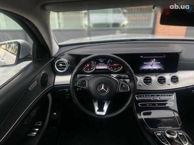 Мерседес Е-Клас, об'ємом двигуна 2 л та пробігом 360 тис. км за 15990 $, фото 24 на Automoto.ua