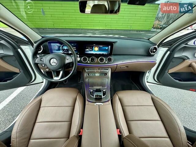 Мерседес Е-Класс, объемом двигателя 1.95 л и пробегом 99 тыс. км за 31900 $, фото 51 на Automoto.ua