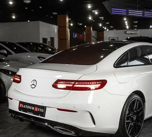 Мерседес Е-Класс, объемом двигателя 3 л и пробегом 88 тыс. км за 37900 $, фото 7 на Automoto.ua