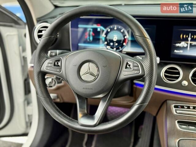 Мерседес Е-Класс, объемом двигателя 1.95 л и пробегом 99 тыс. км за 31900 $, фото 54 на Automoto.ua