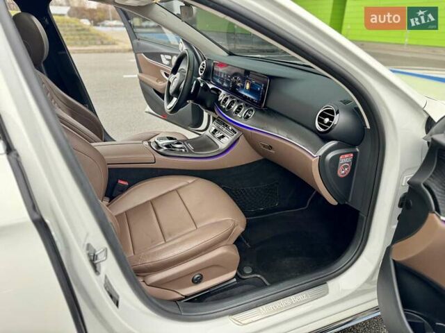 Мерседес Е-Класс, объемом двигателя 1.95 л и пробегом 99 тыс. км за 31900 $, фото 43 на Automoto.ua