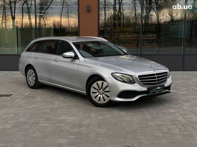 Мерседес Е-Клас, об'ємом двигуна 2 л та пробігом 360 тис. км за 15990 $, фото 4 на Automoto.ua