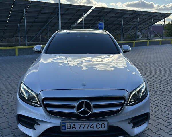 Мерседес Е-Клас, об'ємом двигуна 2.99 л та пробігом 99 тис. км за 40900 $, фото 3 на Automoto.ua