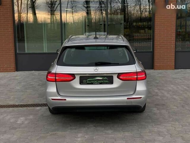 Мерседес Е-Клас, об'ємом двигуна 2 л та пробігом 360 тис. км за 15990 $, фото 10 на Automoto.ua