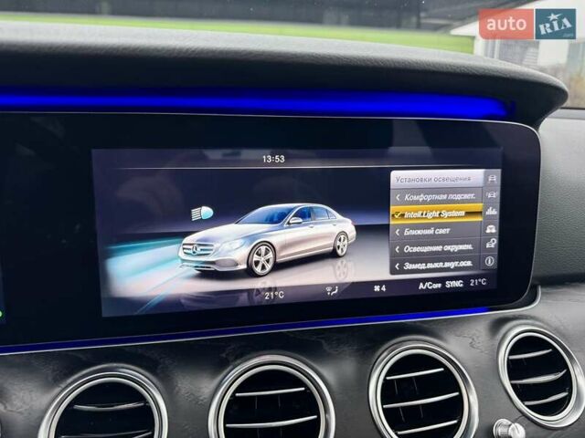 Мерседес Е-Класс, объемом двигателя 1.95 л и пробегом 99 тыс. км за 31900 $, фото 68 на Automoto.ua
