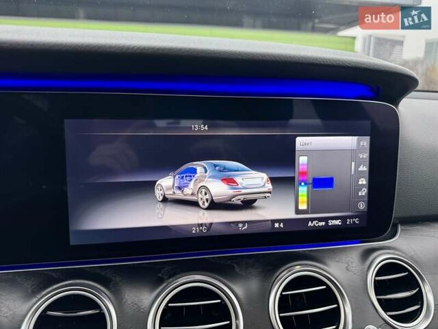 Мерседес Е-Класс, объемом двигателя 1.95 л и пробегом 99 тыс. км за 31900 $, фото 67 на Automoto.ua