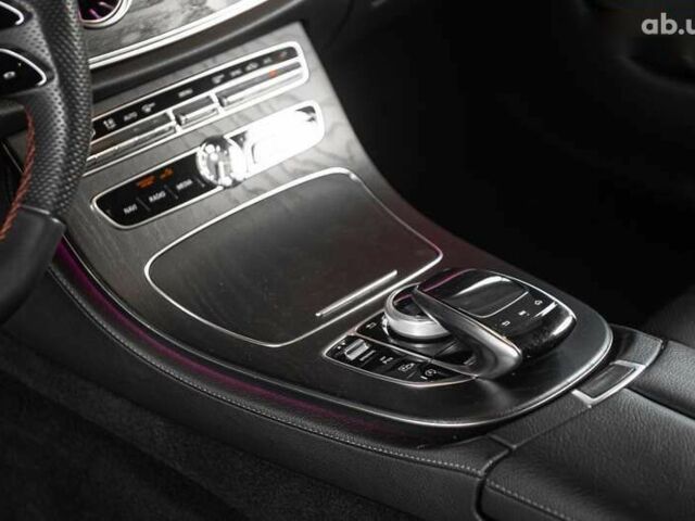 Мерседес Е-Класс, объемом двигателя 3 л и пробегом 88 тыс. км за 37900 $, фото 26 на Automoto.ua