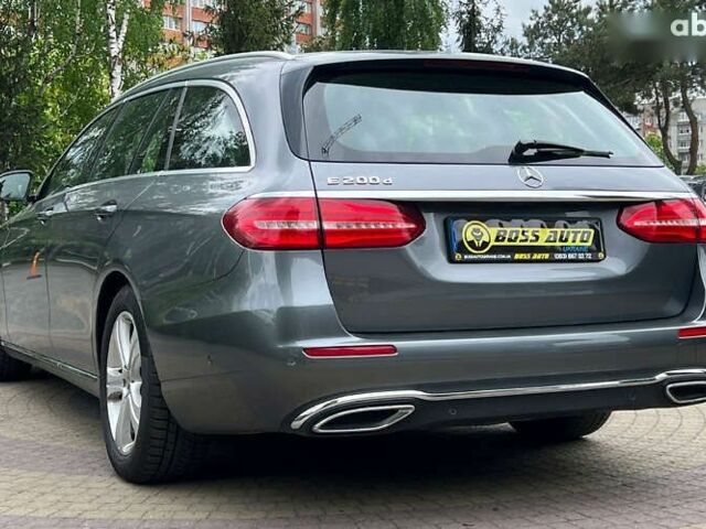 Мерседес Е-Класс, объемом двигателя 2 л и пробегом 142 тыс. км за 23990 $, фото 4 на Automoto.ua