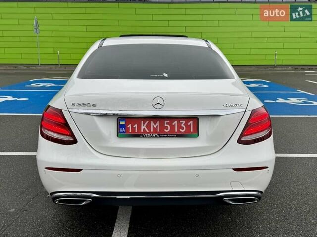 Мерседес Е-Класс, объемом двигателя 1.95 л и пробегом 99 тыс. км за 31900 $, фото 16 на Automoto.ua