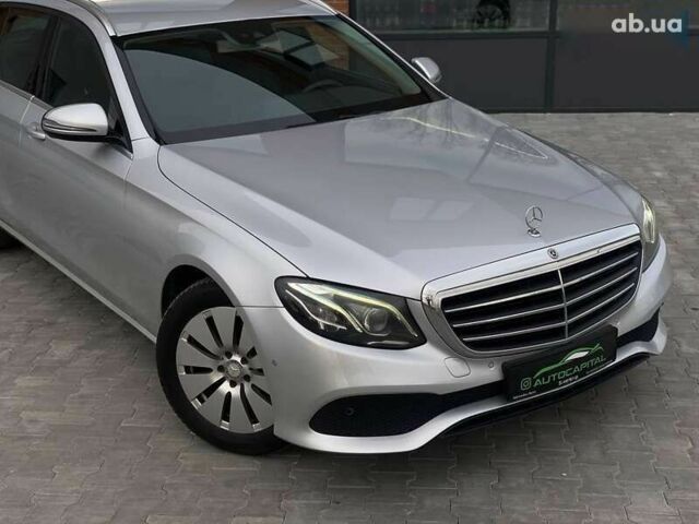 Мерседес Е-Клас, об'ємом двигуна 2 л та пробігом 360 тис. км за 15990 $, фото 6 на Automoto.ua