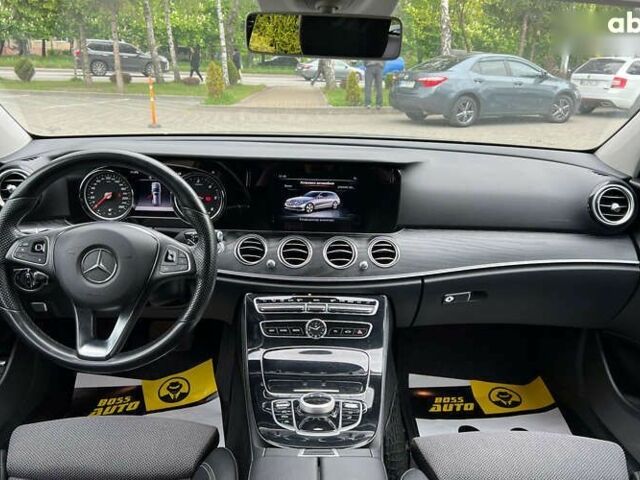 Мерседес Е-Класс, объемом двигателя 2 л и пробегом 142 тыс. км за 23990 $, фото 12 на Automoto.ua