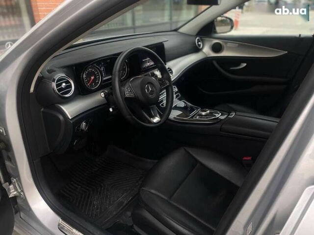 Мерседес Е-Клас, об'ємом двигуна 2 л та пробігом 360 тис. км за 15990 $, фото 15 на Automoto.ua