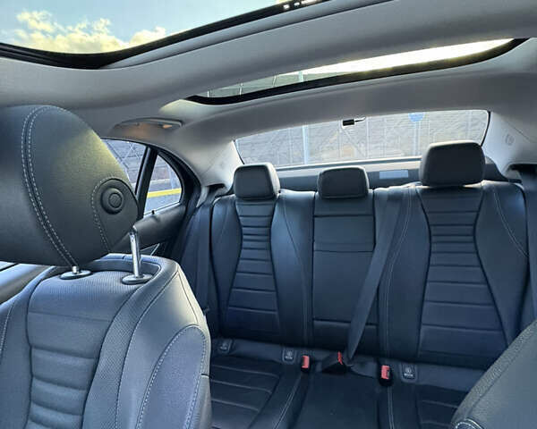 Мерседес Е-Клас, об'ємом двигуна 2.99 л та пробігом 99 тис. км за 40900 $, фото 23 на Automoto.ua