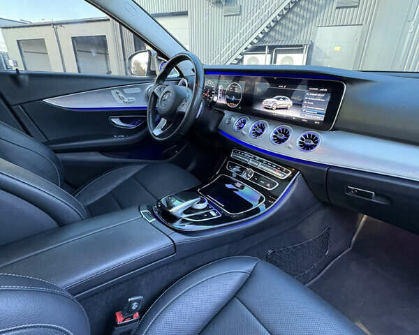 Мерседес Е-Клас, об'ємом двигуна 2.99 л та пробігом 99 тис. км за 40900 $, фото 17 на Automoto.ua