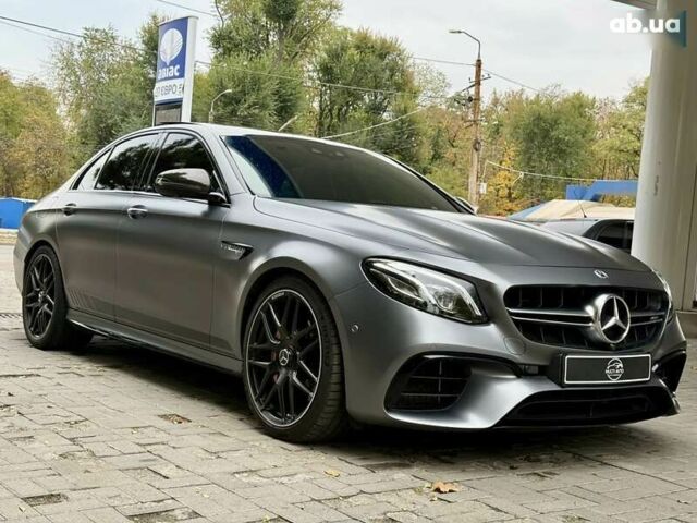 Мерседес Е-Класс, объемом двигателя 4 л и пробегом 17 тыс. км за 97000 $, фото 10 на Automoto.ua