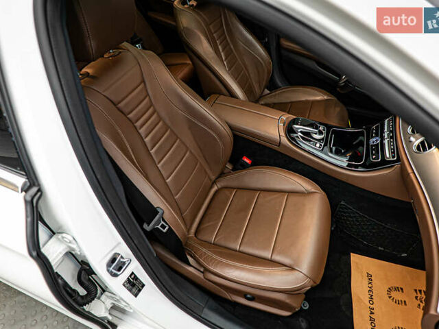 Мерседес Е-Клас, об'ємом двигуна 1.6 л та пробігом 97 тис. км за 28578 $, фото 19 на Automoto.ua