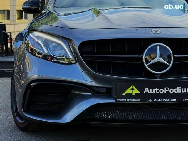 Мерседес Е-Класс, объемом двигателя 4 л и пробегом 70 тыс. км за 65900 $, фото 16 на Automoto.ua