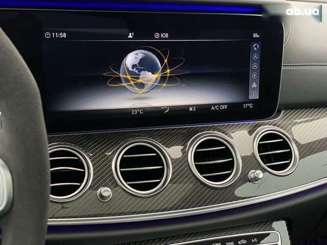 Мерседес Е-Клас, об'ємом двигуна 4 л та пробігом 55 тис. км за 72990 $, фото 22 на Automoto.ua