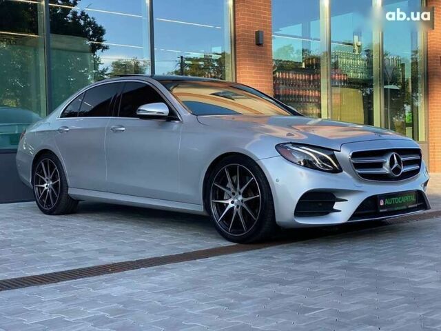 Мерседес Е-Клас, об'ємом двигуна 2 л та пробігом 94 тис. км за 30990 $, фото 5 на Automoto.ua