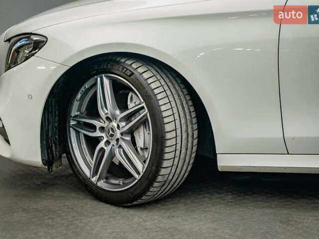 Мерседес Е-Клас, об'ємом двигуна 1.6 л та пробігом 97 тис. км за 28578 $, фото 8 на Automoto.ua