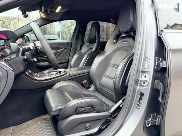 Мерседес Е-Клас, об'ємом двигуна 4 л та пробігом 64 тис. км за 89500 $, фото 23 на Automoto.ua