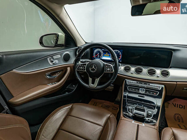 Мерседес Е-Клас, об'ємом двигуна 1.6 л та пробігом 97 тис. км за 28578 $, фото 11 на Automoto.ua